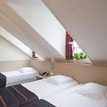 Leo Station Et Annexes Hotel