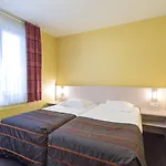 Leo Station Et Annexes Bastogne