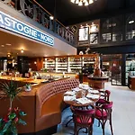 Leo Station Et Annexes 4* Bastogne