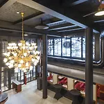 Hotel Leo Station Et Annexes