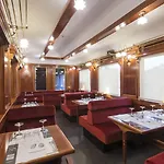 Leo Station Et Annexes 4* Bastogne