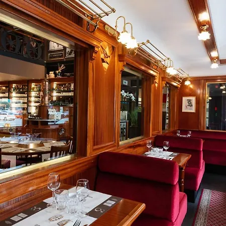 فندق Leo Station, Et Annexes باستونيا