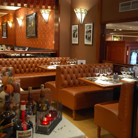 Leo Station Et Annexes Hotell 4*