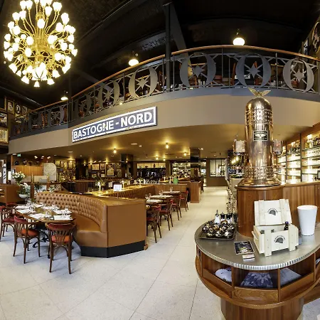 Leo Station, Et Annexes Hotel