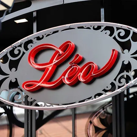 Leo Station, Et Annexes فندق