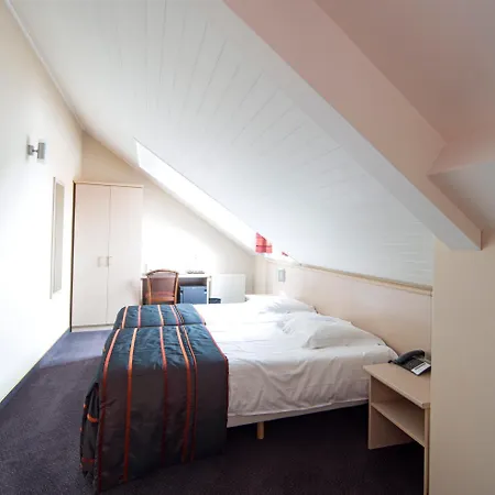 Leo Station Et Annexes Hotell
