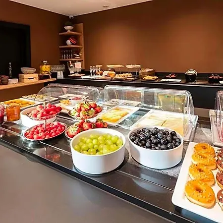 Leo Station Et Annexes 4* باستونيا
