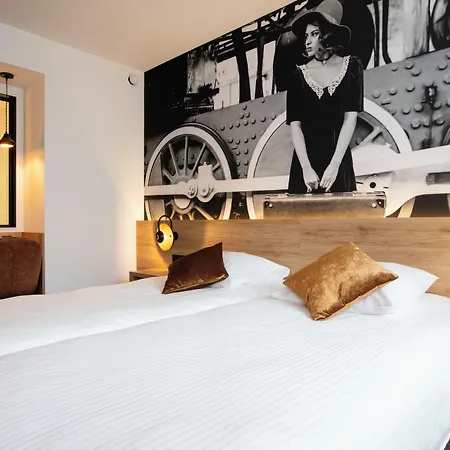 Leo Station Et Annexes Hotell