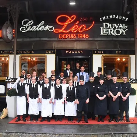 Leo Station, Et Annexes 4*