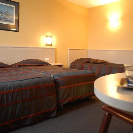Leo Station, Et Annexes Hotel 4*