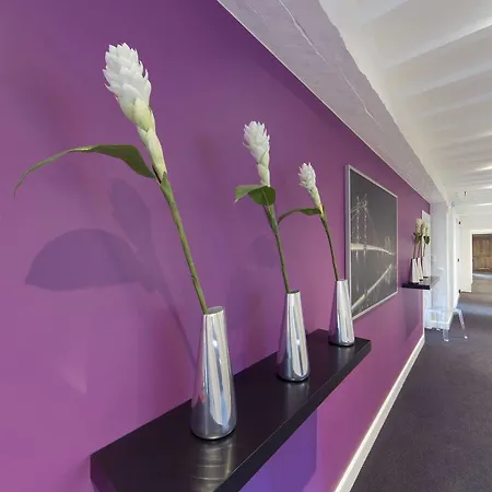 Leo Station, Et Annexes Hotel Bastogne